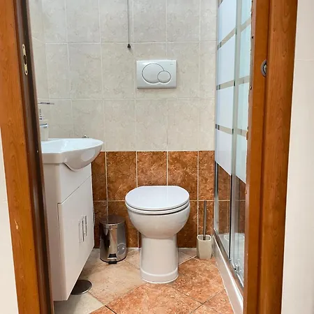 Matrimoniale A 2 Passi Da Colosseo E Termini ゲストハウス